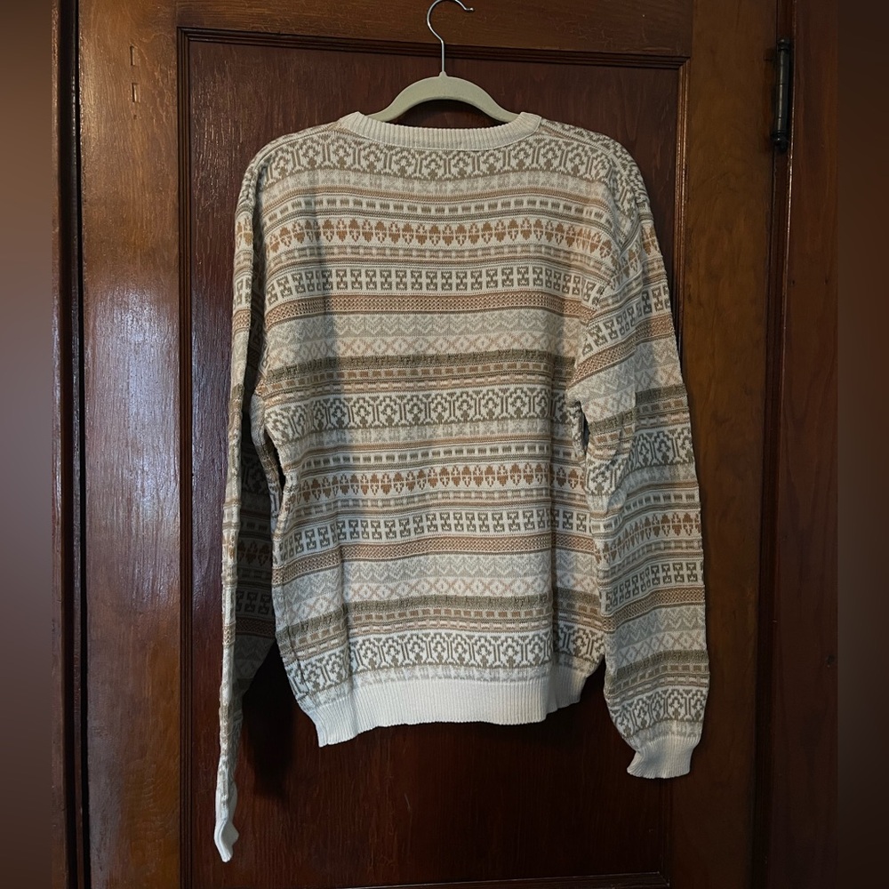 EUC Vintage Men’s LL Bean striped pattern sweater - Picture 4 of 6